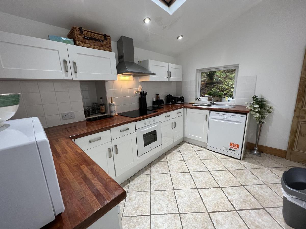 Hollybank Cottage ロッホゴイルヘッド エクステリア 写真